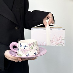 カップオープンイベントのお土産は、お客様に新しい結婚式の親友の引っ越しをプレゼントします。