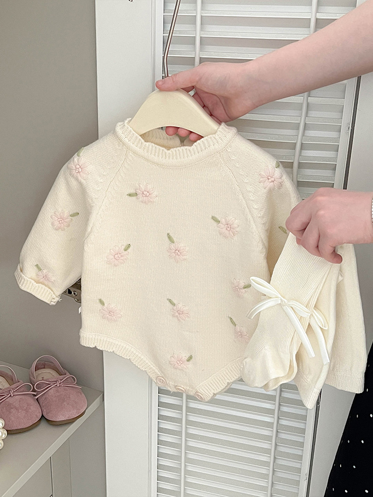 Baby primavera y otoño suéter chicas extranjero bordado flor camiseta coreana bebé dulce suéter trajes de escalada