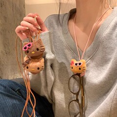 かわいいキティホルターネックメガネクリップセーターチェーンニッチファッションネックレス秋と冬の多用途ストラップアクセサリー女性用