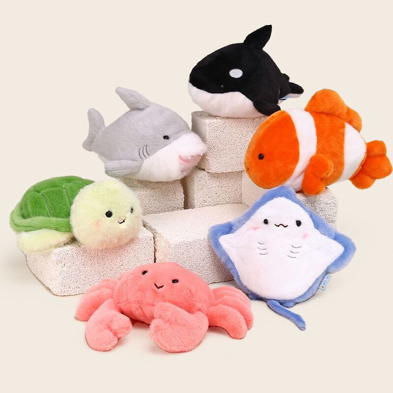 Original Design Ocean Family Series Palm Treasure 20cm Stuffed Doll Ornament Mouse Pad Doll Gift Wholesale