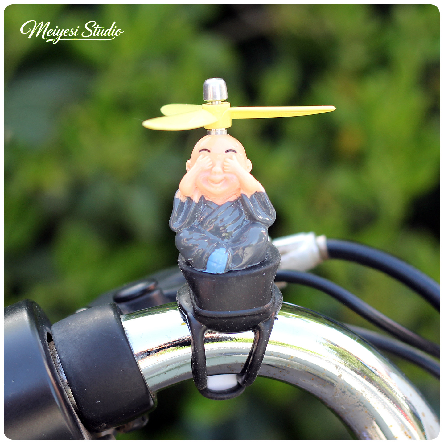 Cariñosa muñeca de dibujos animados accesorios de decoración de automóviles eléctricos accesorios de motocicleta de batería de bicicleta manija de decoración