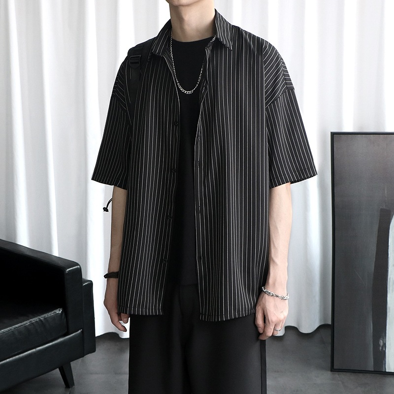 Camisa de rayas de verano abrigo de los Hombres estilo Hong Kong japonés casual ropa suelta estilo coreano camisa de manga corta de los hombres de moda verano