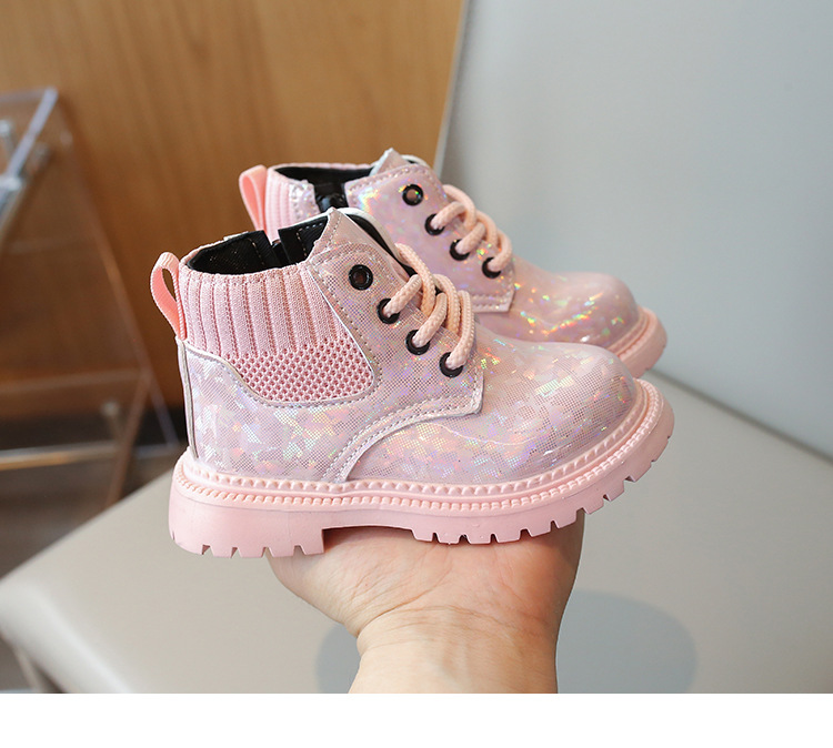 Scarpe autunnali 2024 Nuove scarpe Martin per bambini di taglia media e piccola, stivali corti impermeabili in pelle alla moda per ragazzi_voghion.com