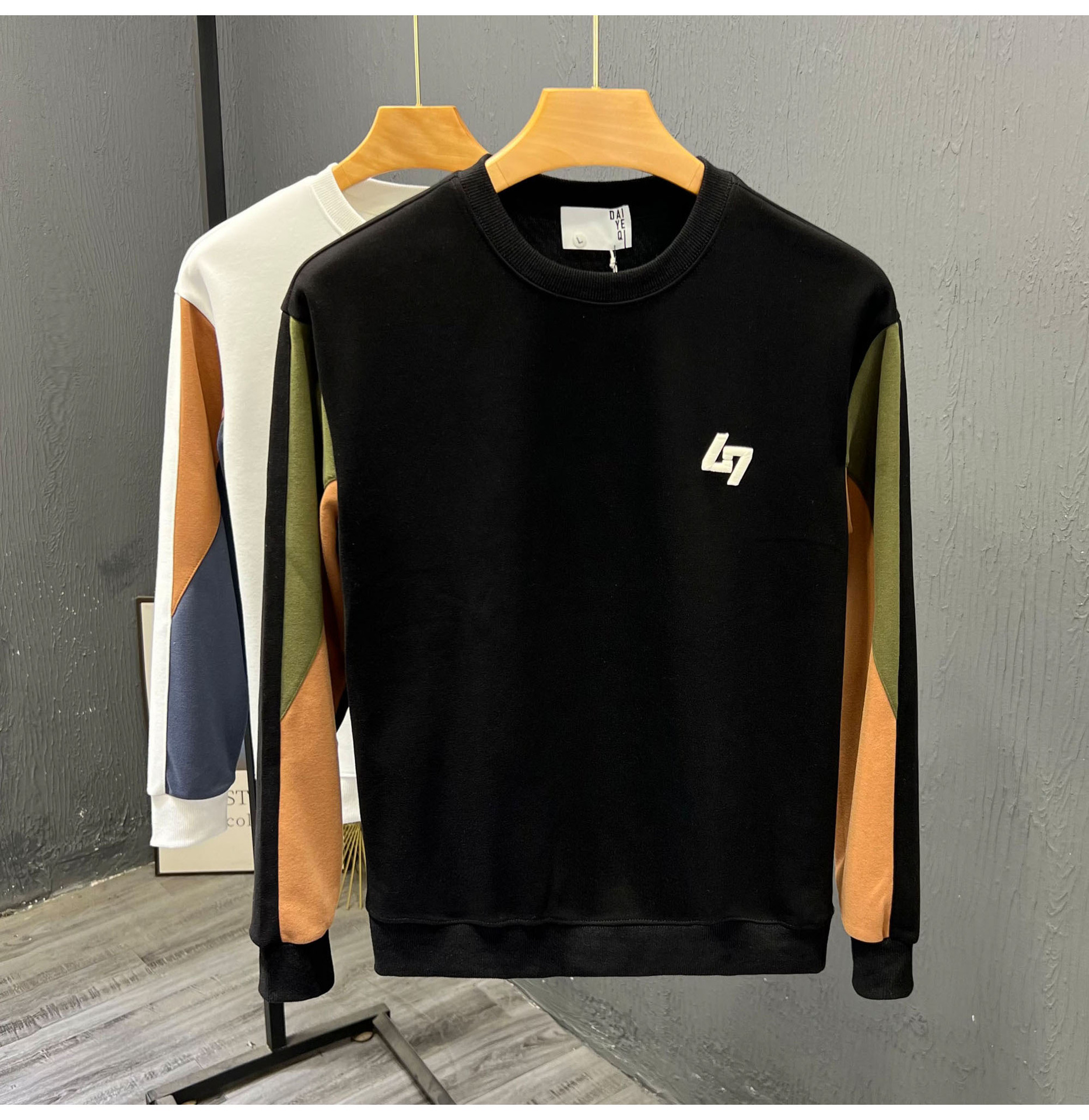 Młodzieżowa bluza z kapturem 2023, nowa, wiosenno-jesienna, męska, luźna koszulka z okrągłym dekoltem i dolną warstwą, modna i uniwersalna_voghion.com