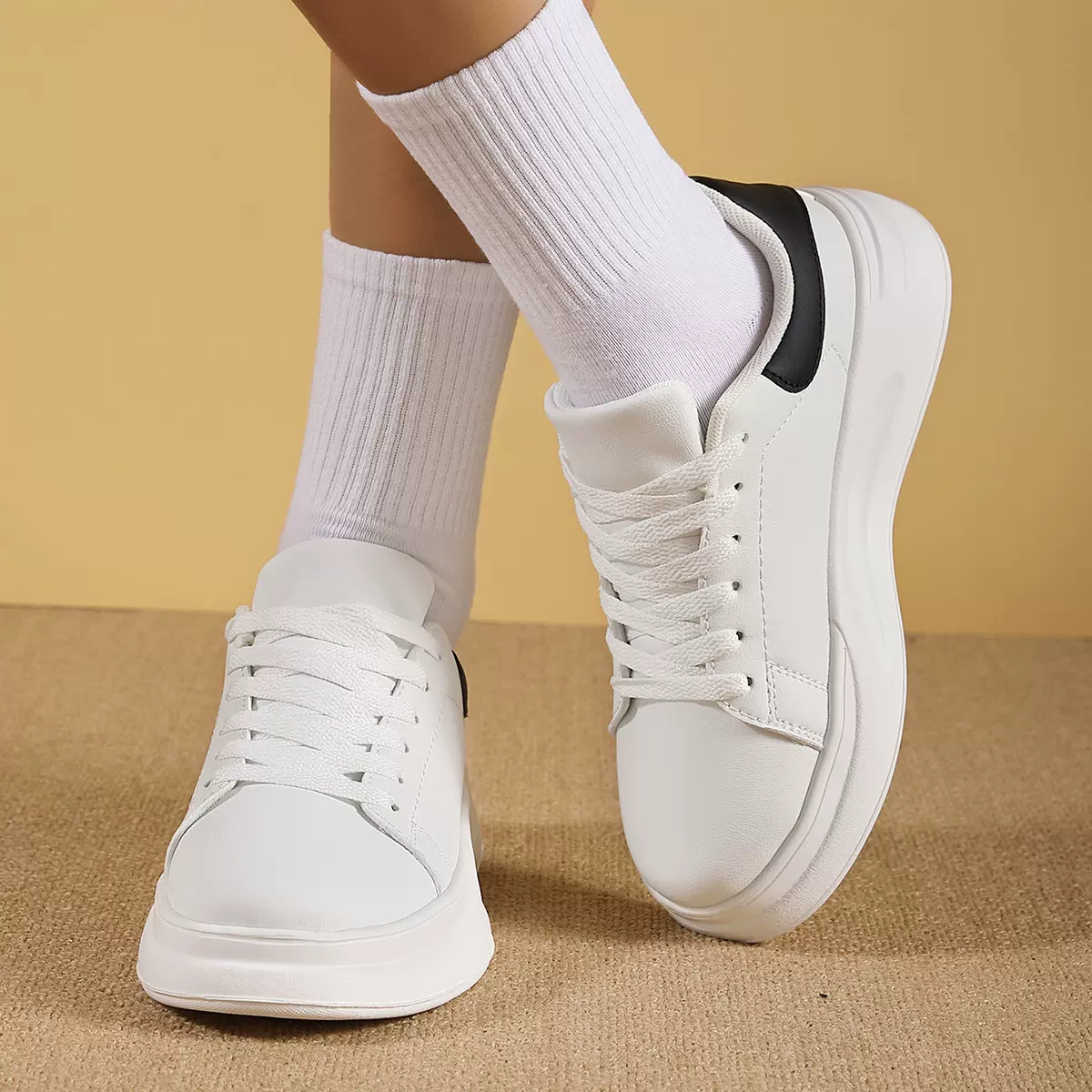 春秋季户外小白鞋男潮男士增高情侣运动休闲板鞋拼色设计情侣款