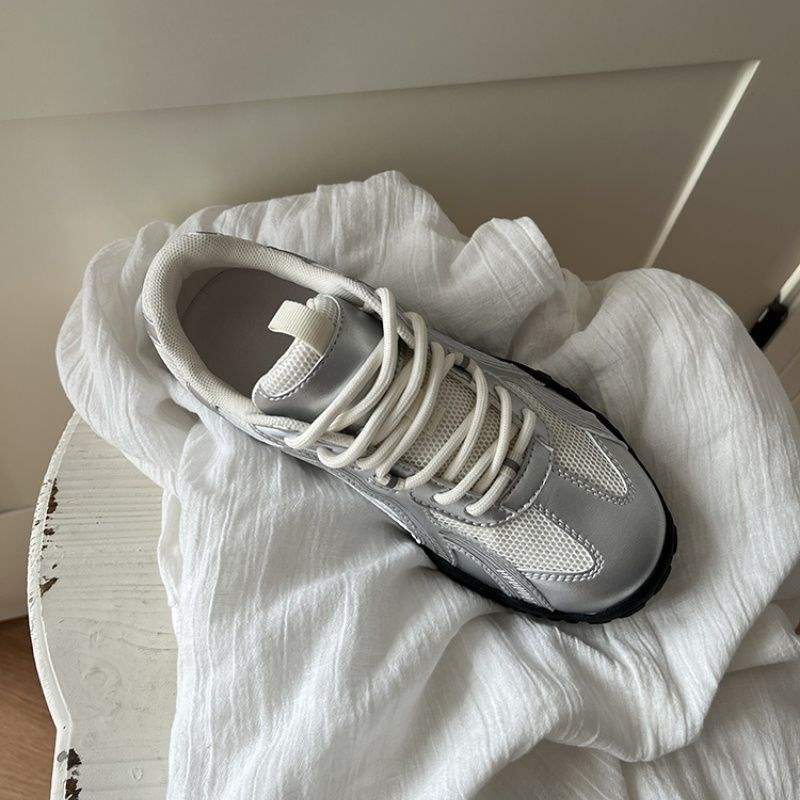 德训鞋女银色透气显瘦网面2025新款联名休闲百搭芭蕾风运动阿甘鞋