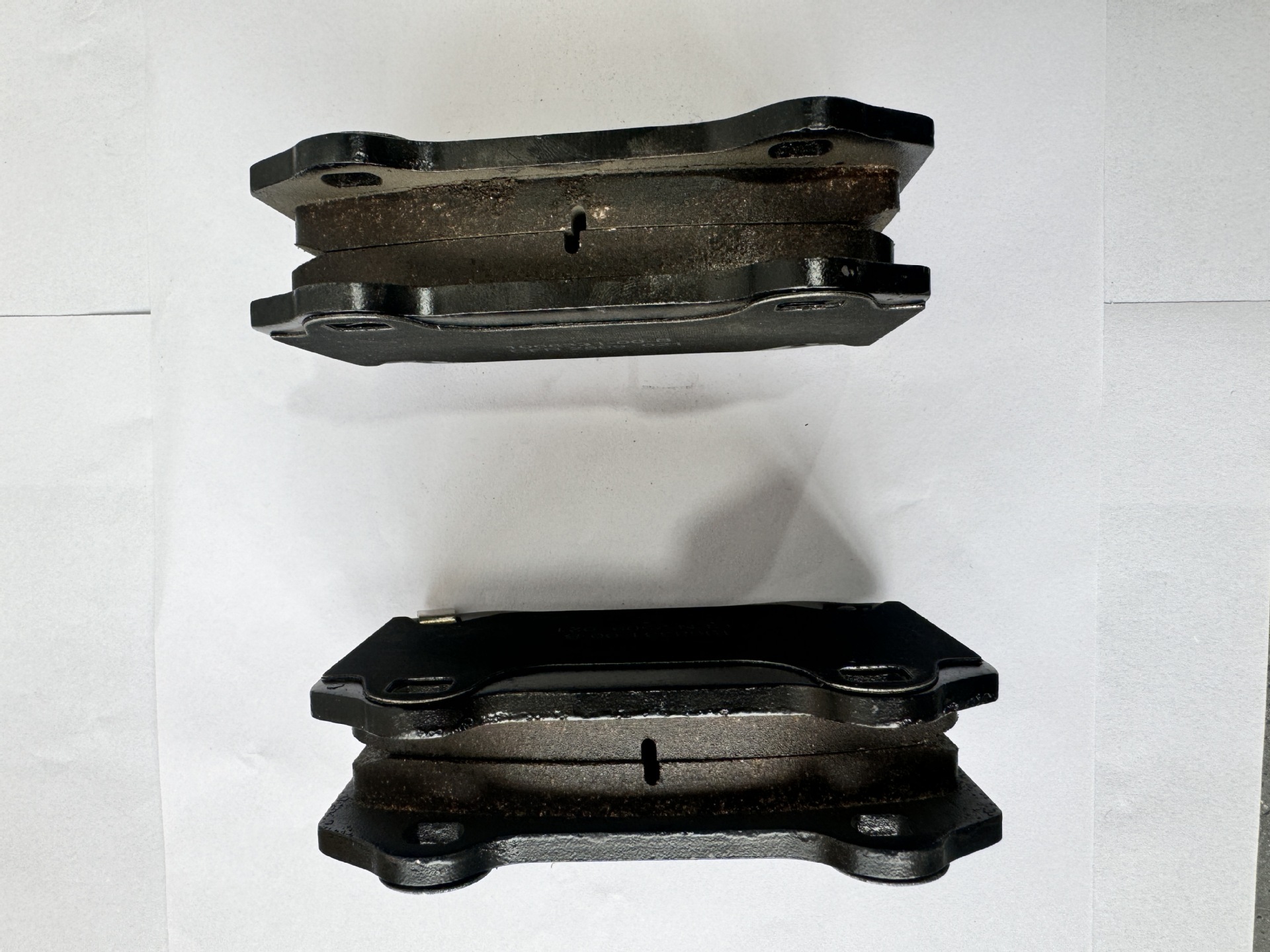 1068331‑00‑B Tesla Model S Model X rear brake pads rear wheel brake pads