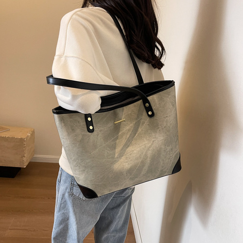 Korean Version Commuting Large Capacity Bag for Women  New Autumn/Winter Fashion Tote Bag Simple Shoulder Bag