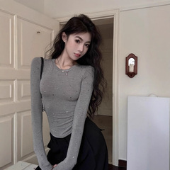 復古小眾設計感燙鑽長袖T恤女秋季修身顯瘦辣妹獨特圓領百搭上衣
