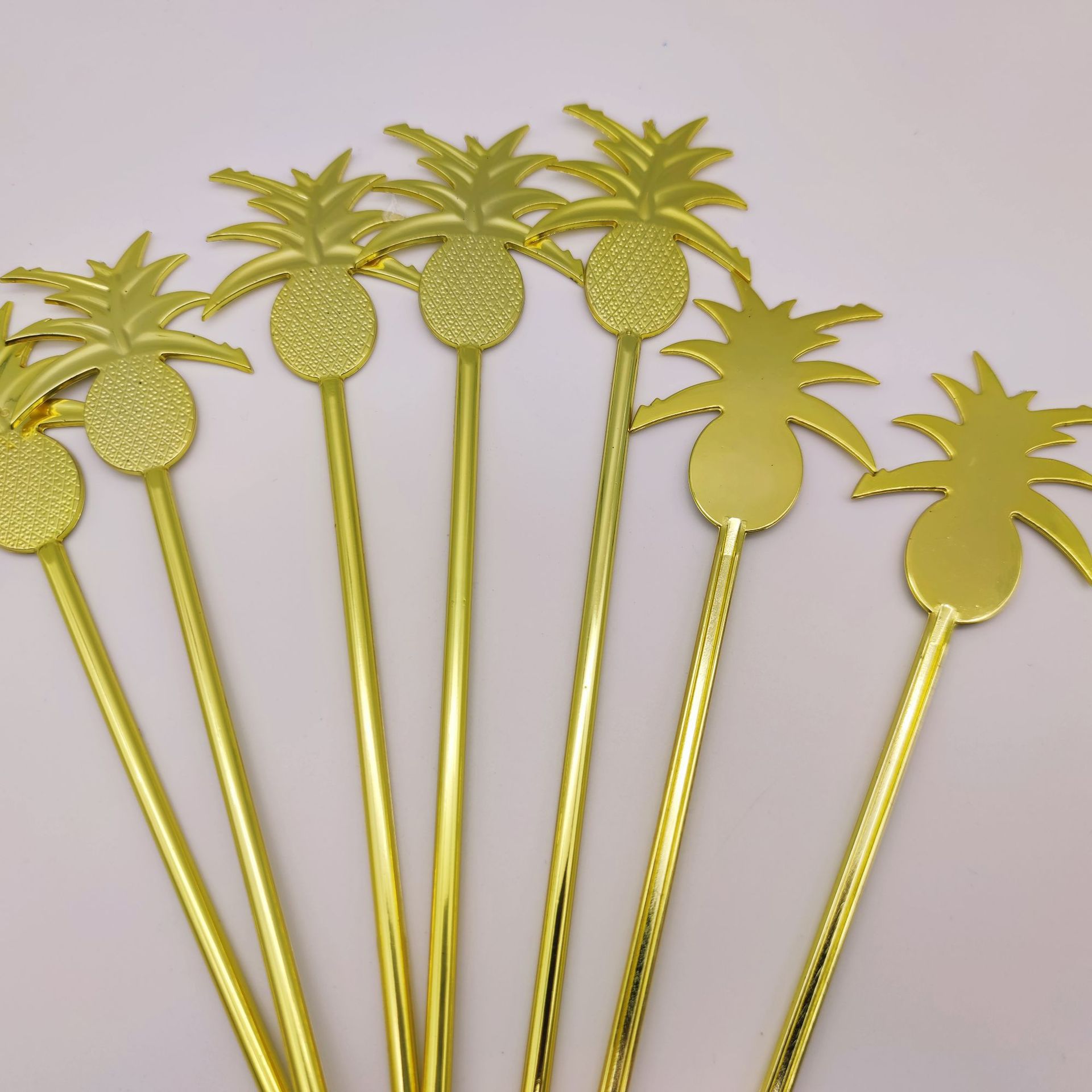 批发注塑调酒棒搅拌棒鸡尾酒咖啡棒仙人掌菠萝酒棒一次性