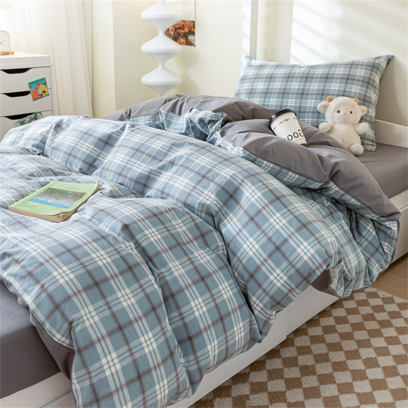 Verano dormitorio universitario conjunto de algodón de tres piezas 2025 nuevo estilo funda de edredón de algodón sábana cama de cuatro piezas ropa de cama