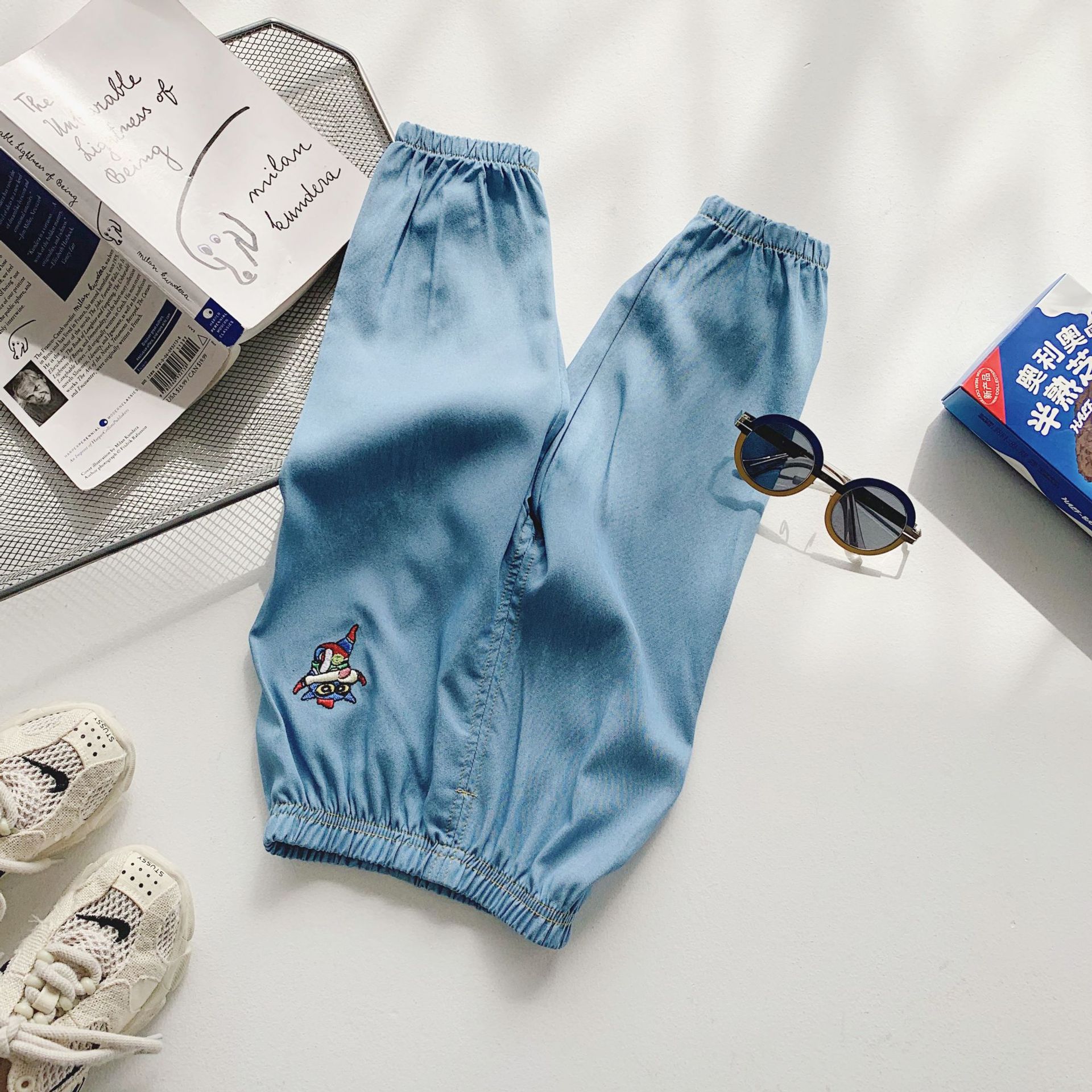 9CCE9E9B-72B9-49D0-8545-FF187D