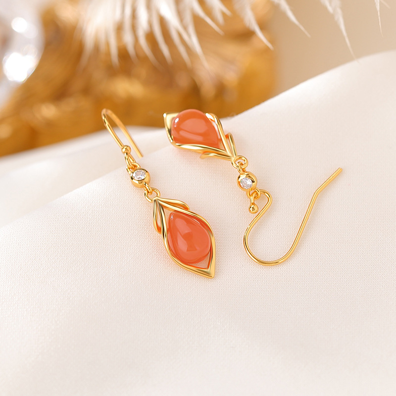 Bông tai giọt nước hoa mộc lan bạc S925 cổ điển dễ phối — Một cặp