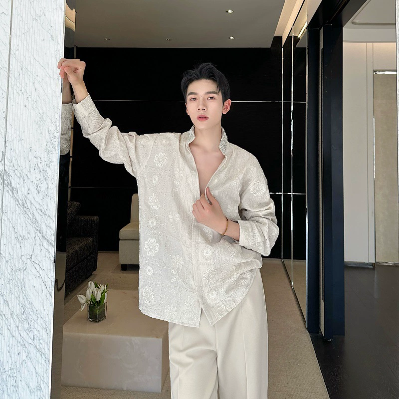 Comfortable shirt from pearl, with embroidery