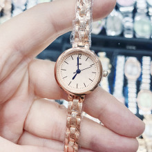 JW腕表厂家批发时尚小表盘轻奢女表高级感气质学生表女款手表货源