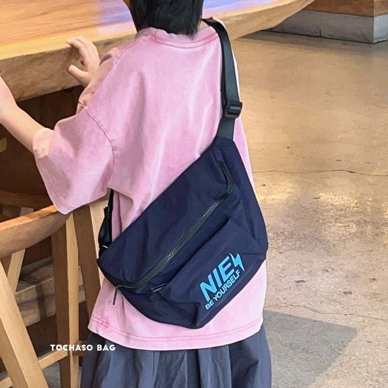 Deportes casuales para niños y niñas, bolsas de pecho de viaje al aire libre, bolsas de cintura para niños de gran capacidad, bolsas coreanas, nuevos bolsos de cintura para niños