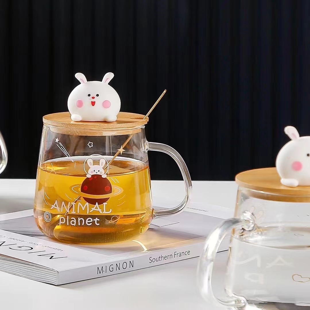 Taza creativa de conejo lindo con tapa cuchara de vidrio taza personalizada de dibujos animados con mano regalo desayuno taza de agua