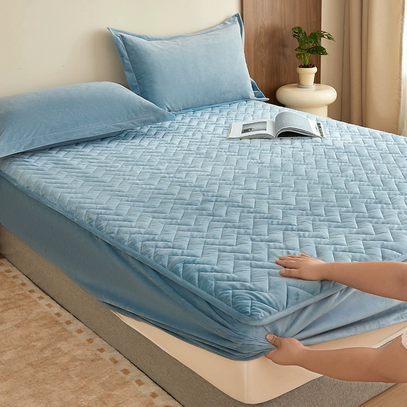 Quilted sheet, mattress, dustproof protective cover, bedspread