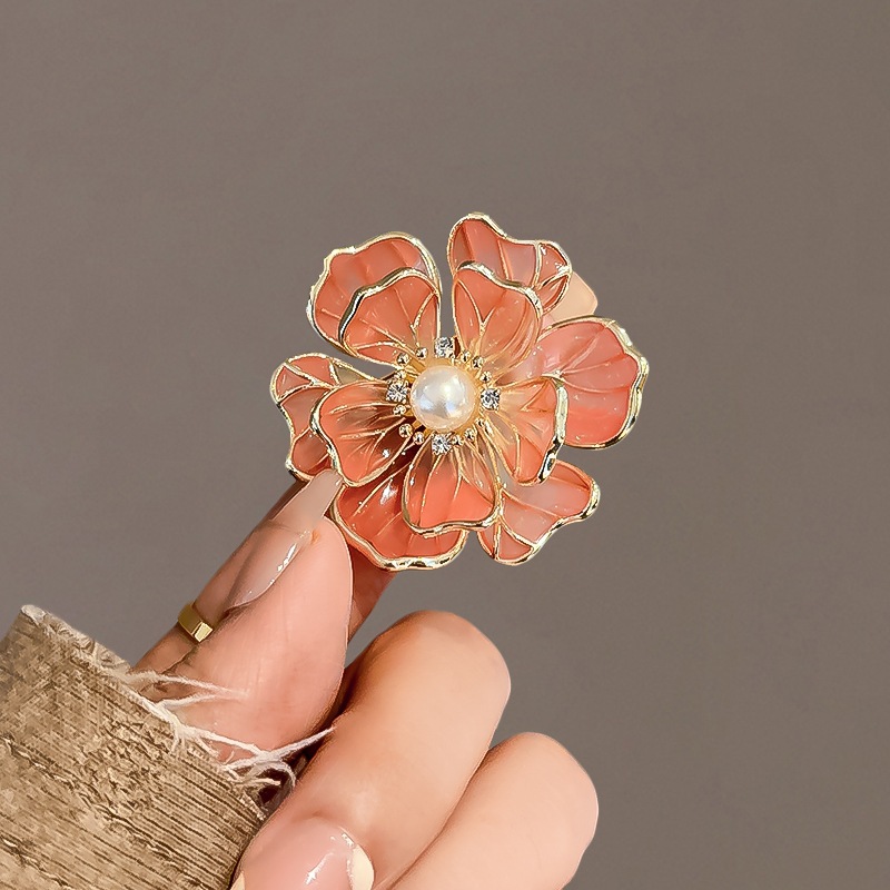 Chinese Style High-End Luxury Enamel Peony Flower Brooch Retro High-End Pearl Flower Corsage Anti-Exposure Pin