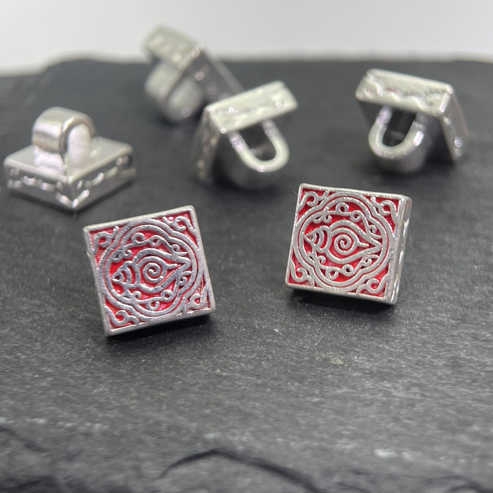 Wholesale Jewelry Accessories: 17.4*17.4 Inch Conch Seal Clasp, Antique Silver-Plated Copper Jewelry Spacer Bead Pendant Accessories