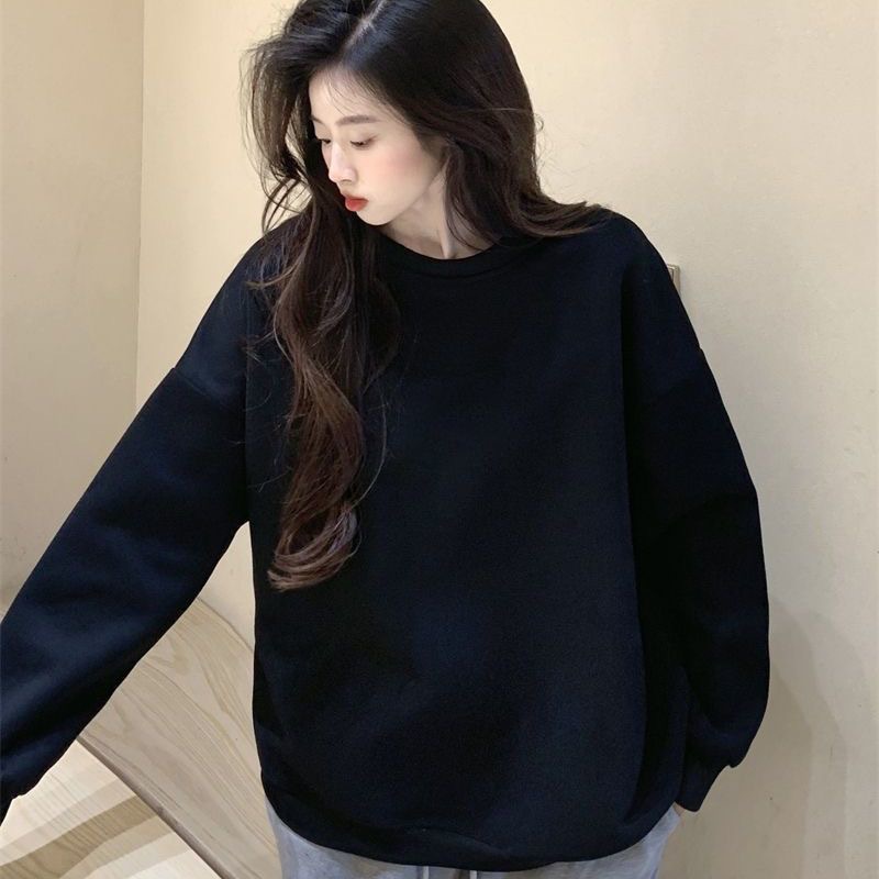 Marca de moda de otoño estilo de Hong Kong blanco y negro suelto camiseta de cuello redondo pareja con camiseta de manga larga de mujer con camiseta exterior