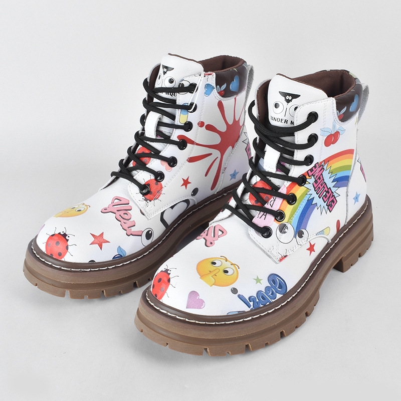 Zapatos altos de las mujeres europeas y americanas Martin botas 2023 nuevo nicho graffiti Otoño e Invierno zapatos casuales suela gruesa altura creciente botines