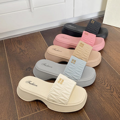 跨境拖鞋女夏季時尚松糕居家用公主風厚底增高沙灘一字涼拖鞋外穿