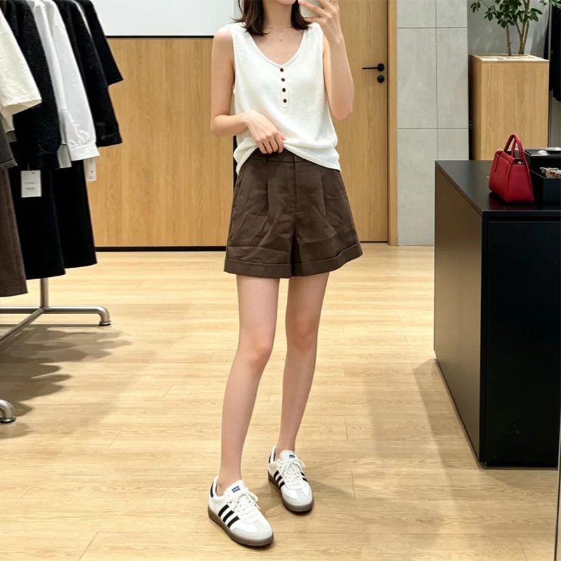 Same Style as in the Mall, 2026 Summer New Model, Simple Solid Color, Slimming High-Waisted Casual Shorts for Women 5H4150801