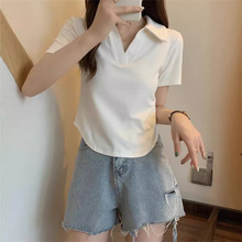 白色t恤女短袖2024年夏季新款翻低V领潮牌修身短款打底上衣Polo衫