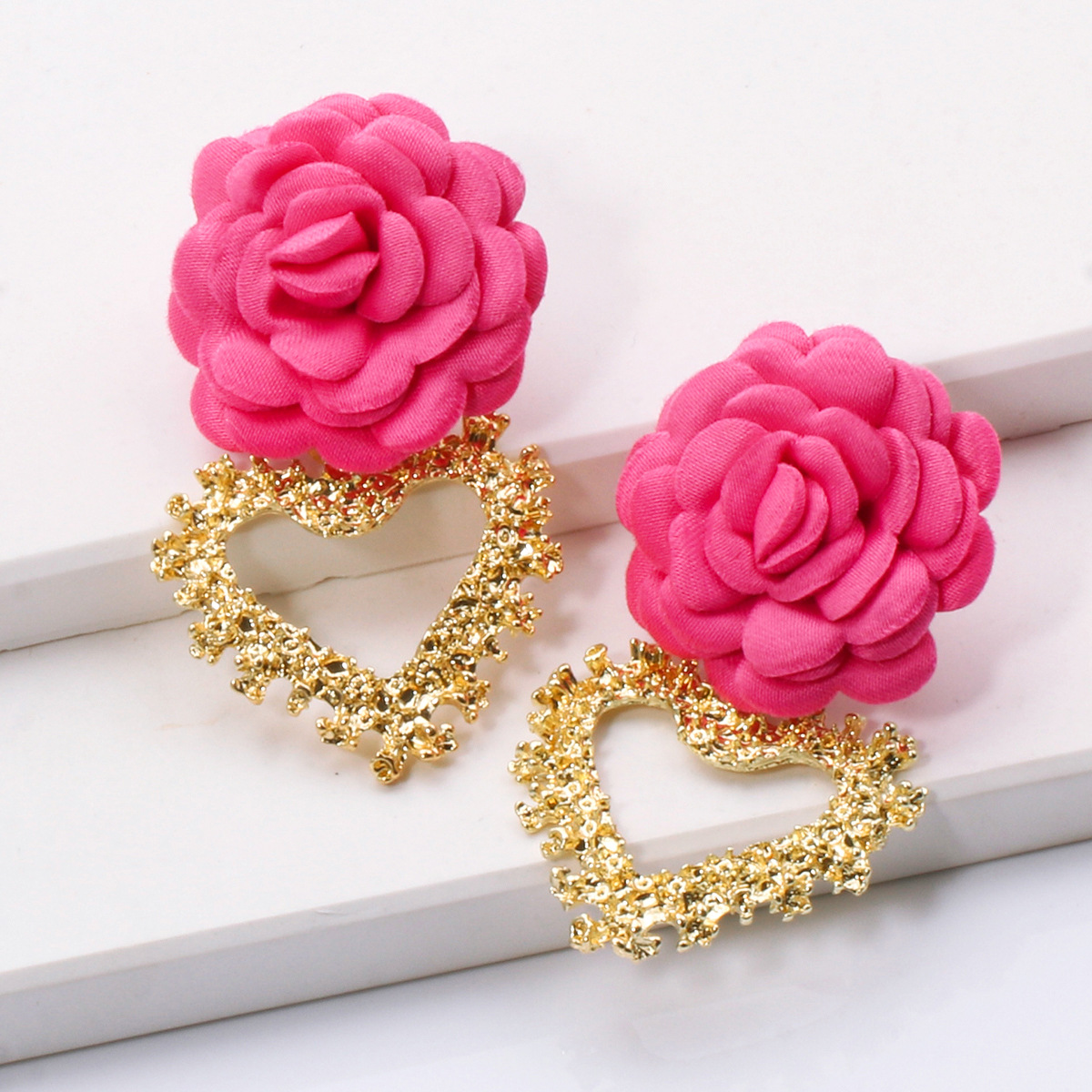 Fashion heart-shaped flower alloy earrings wholesale
