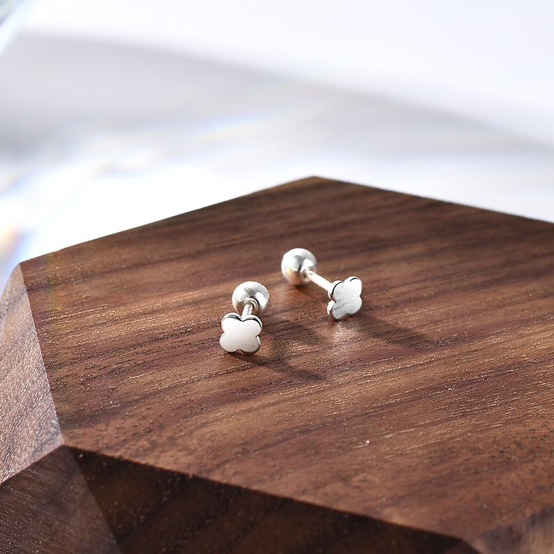 通體S999足銀細膩四葉草花瓣螺絲耳釘滴膠擰扣耳骨釘耳飾廠家直供