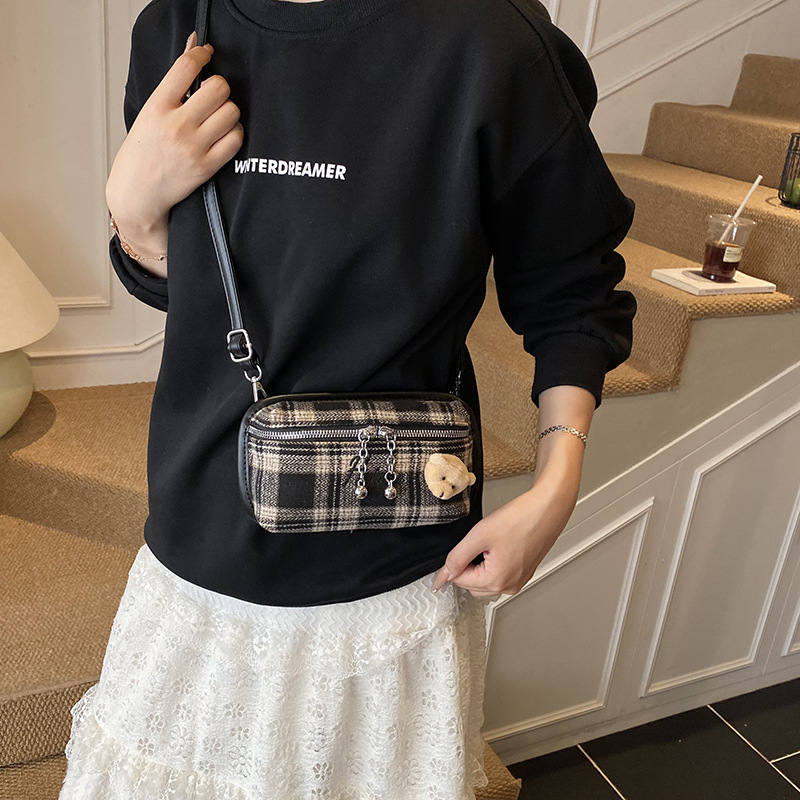 Otoño y invierno bolsos de niños de dibujos animados osos de moda bolsos de hombro de niños y niñas de alto valor exterior bolsos de accesorios para bebés