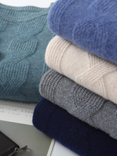 男士羊毛衫秋冬扭花圆领加厚套头毛衣男青年保暖内搭毛衫针织打底