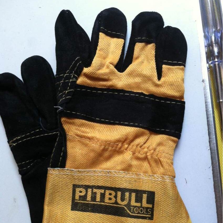 AB级黄胶黄布黑色牛皮防护手套 防割防滑耐高温电焊工作手套批发