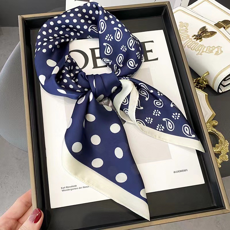 Bufandas de seda de primavera, otoño y verano combinadas con camisas de protección de cuello, bufandas de seda profesionales, bufandas delgadas 70x70