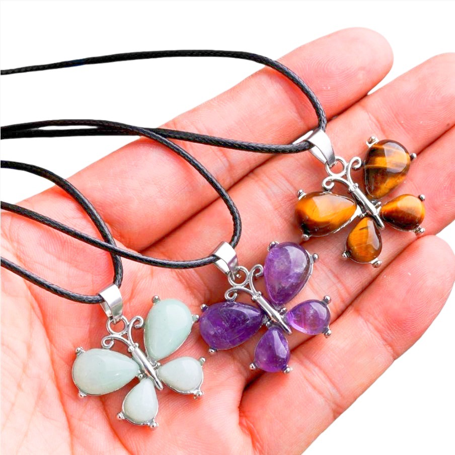 Organic natural ore with amethyst