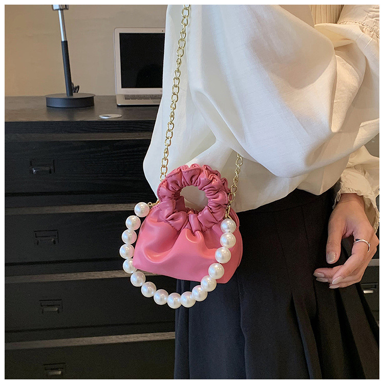 255g Weight Beading, Pearls Fashion Element Clasp Frame Closure Type Top Handle, Chain Strap Type Crossbody Bag Bags Type Casual, Daily, Shopping Occasion Pu Leather Material Solid Color Pattern All Seasons Season Kid'S Gender Cute Style Bucket Shape Kid'S Pu Leather Solid Color Cute Beading Pearls Bucket Clasp Frame Crossbody Bag 42