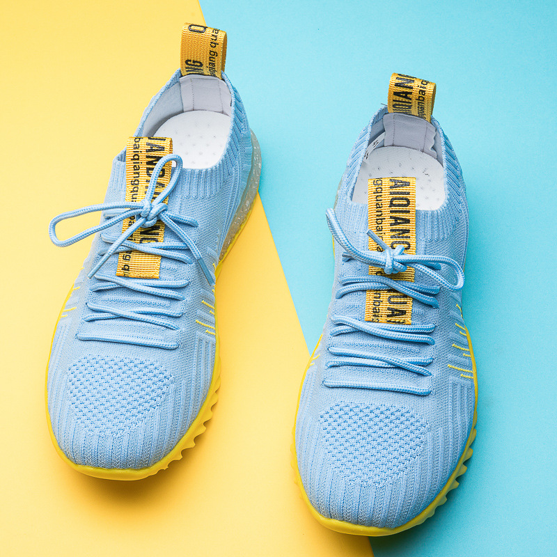 Internet Celebrity zapatilla de deporte de las mujeres 2020 nuevo verano malla transpirable volando tejido Coco zapatos de las mujeres nuevos zapatos casuales de las mujeres de la moda