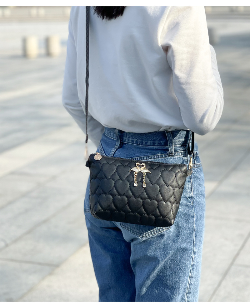 Women's Small Pu Leather Swan Heart Shape Streetwear Square Zipper Crossbody Bag display picture 6