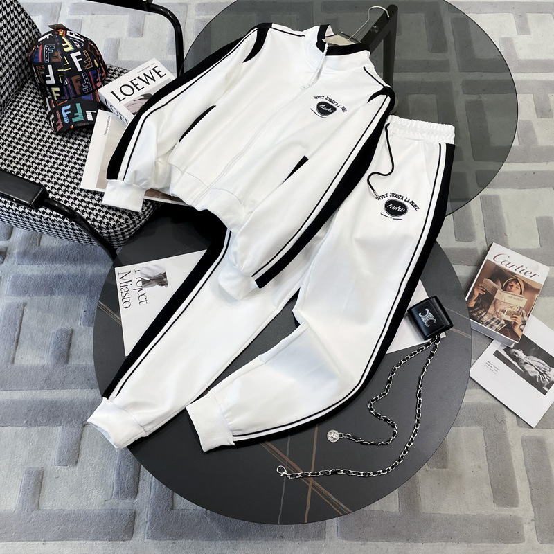 White Sweatshirt Suit for Women Autumn 2025 New Internet Celebrity Fashion Hong Kong Style European Goods Street Casual Sportswear Two-Piece Set