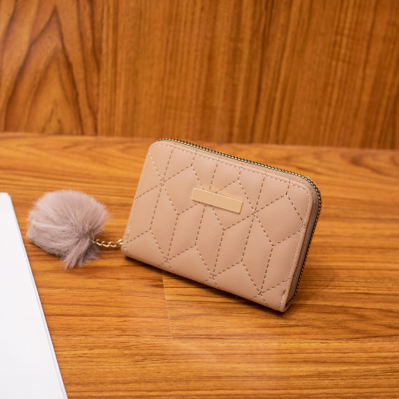 2023 nueva mujer billetera corta multi-tarjeta coreana bolsa de mano con cremallera bolsas de peluche de diamante cambio bolsa de mujer al por mayor