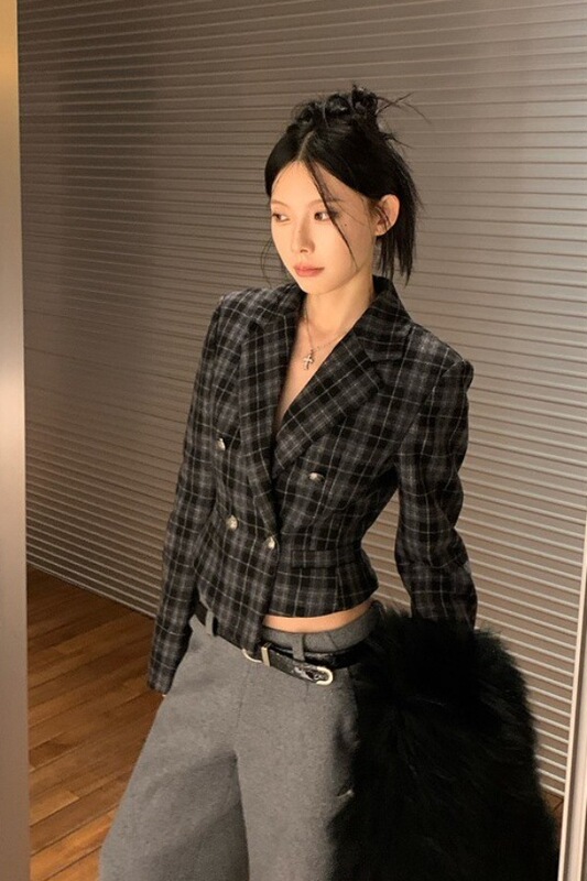 Plaid Short Suit Jacket for Women, Autumn French Waist Design, Slim Fit, Long-Sleeved Woolen Suit