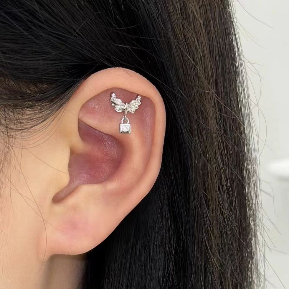 翅膀小锁立体耳钉女小众创意时尚耳环甜酷设计感百搭个性耳饰批发