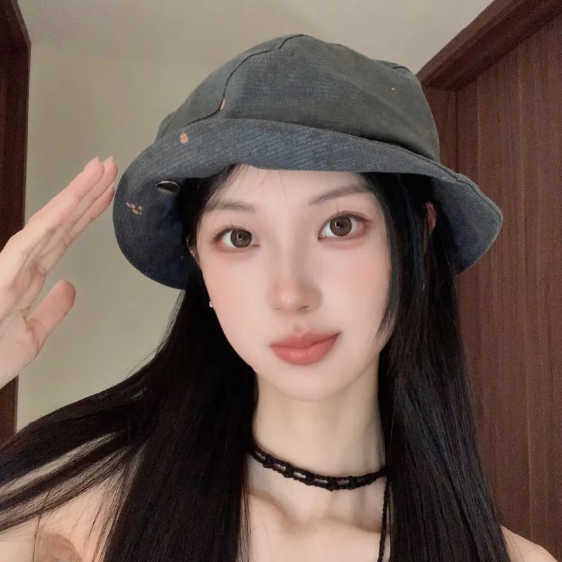 2025 New Korean Retro Beret Face-Slimming Artist Hat Spring and Autumn Fashion Large Head Circumference Cloud