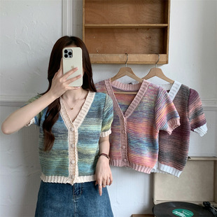 Contrast Color V-Neck Knitwear for Women 2025 New Summer Short Cardigan Design Versatile Sweet Short-Sleeved Knitted Top