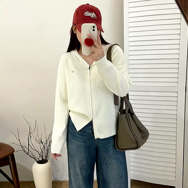 大码女装v领连帽卫衣女休闲外套2025秋胖mm百搭宽松针织开衫23093