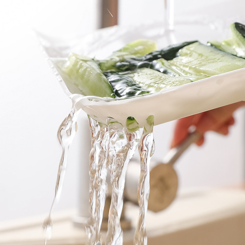 Multifunctional draining cutting board Home kitchen hanging creative plastic cutting board Small fruit cutting board cutting board