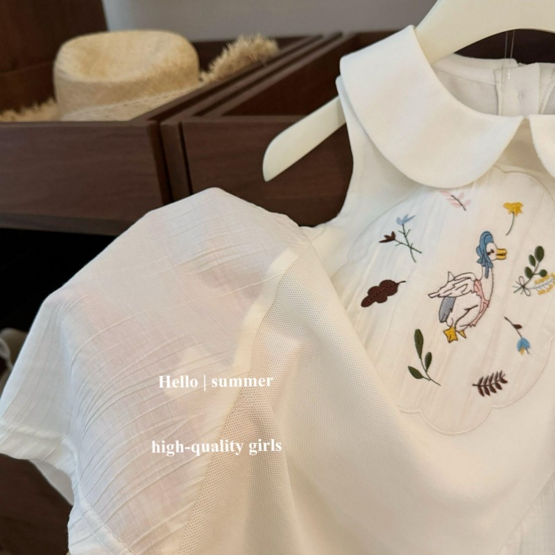 [Xianning Seven] ¡Alice! Vestido sin mangas con parche bordado de bebé femenino francés, falda de solapa para niñas, de moda