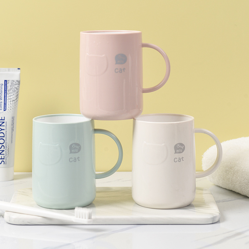 Durable Plastic Toothbrush Cup For Couples With Handle Cartoon Style_voghion.com