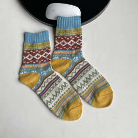 日系民族风复古袜子秋冬保暖羊毛棉袜原宿时尚百搭女袜粗针中筒袜